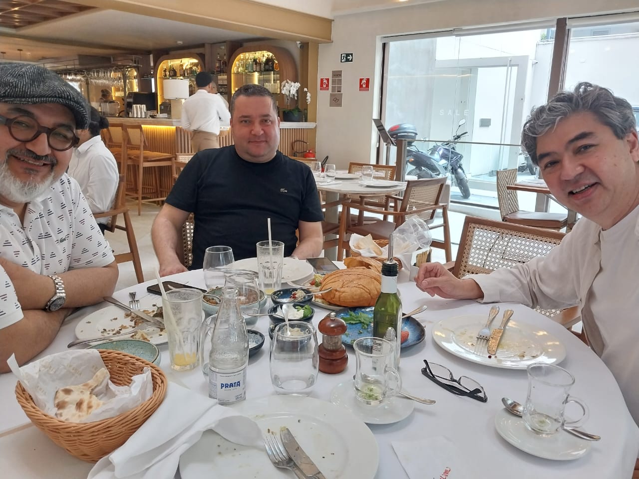 doutora 02 arabia restaurant.jpg